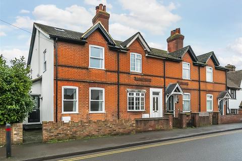 3 bedroom house to rent, Newark Lane, Ripley,