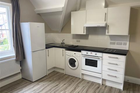 3 bedroom apartment to rent, Walsingham Road, St. Andrews, Bristol, BS6