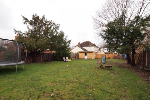 63 Cheam Road, Epsom, KT17 3EG