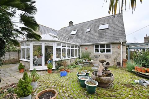 3 bedroom detached bungalow for sale, The Laurels, Castle Eaton