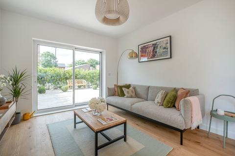 1 bedroom apartment for sale, Pound Lane, Willesden, London, NW10