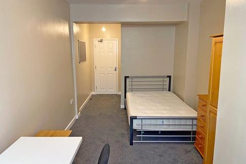 6 bedroom apartment to rent, Stokes Croft, St Paul's, Bristol, BS1