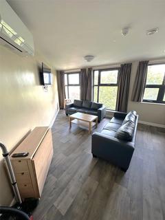 6 bedroom apartment to rent, Stokes Croft, Bristol, BS1