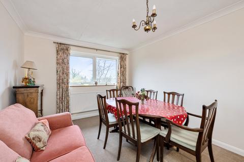 2 bedroom flat for sale, Beacon Road, Crowborough, TN6