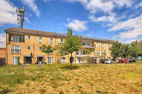 2 bedroom apartment for sale, Packwell Place, Heston TW5