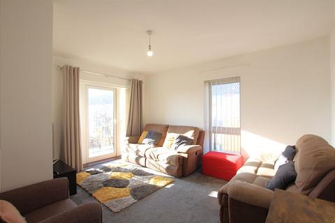 2 bedroom apartment for sale, Packwell Place, Heston TW5