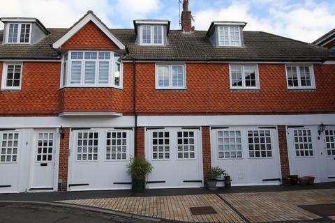 2 bedroom terraced house for sale, De Walden Mews, Eastbourne  BN20