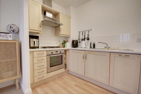 1 bedroom apartment for sale, Leas Close, St. Ives