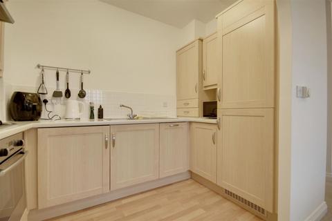 1 bedroom apartment for sale, Leas Close, St. Ives