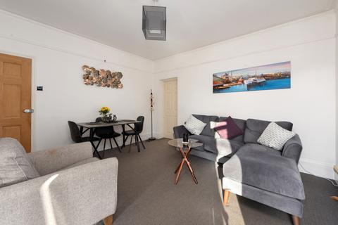 2 bedroom flat for sale, Tankerton Road, Whitstable, Kent