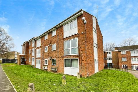 14 Aragon Close, Hemel Hempstead, HP2 7LG