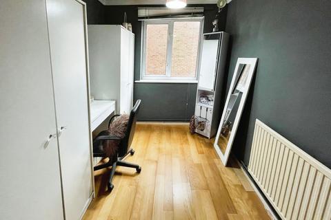 14 Aragon Close, Hemel Hempstead, HP2 7LG