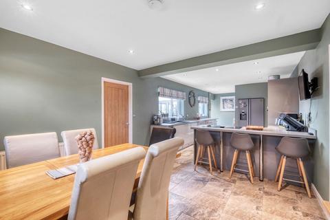 110 Feckenham Road, Headless Cross, Redditch, B97 5AG