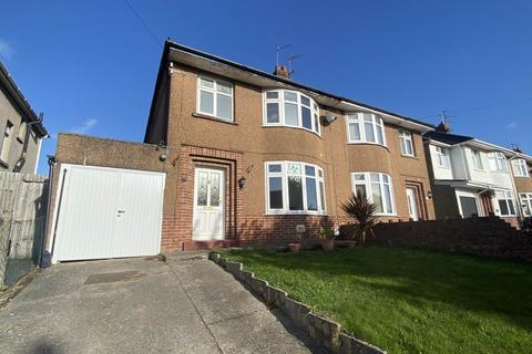 3 bedroom house to rent, Fairfield Road, Bridgend,