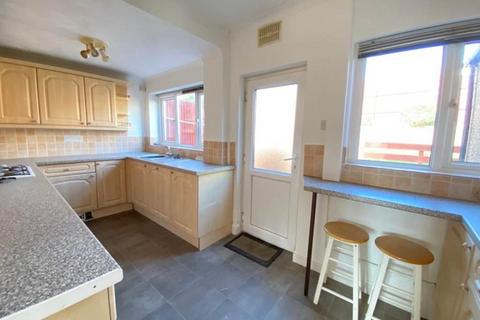 3 bedroom house to rent, Fairfield Road, Bridgend,