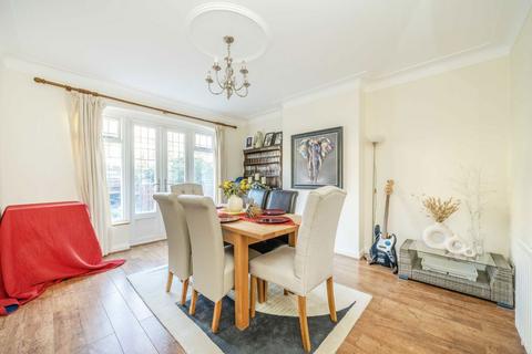 3 bedroom semi-detached house for sale, Cricklade Avenue, London SW2