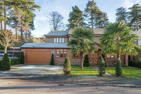 6 bedroom detached house for sale, Oakwood Road, Surrey GU20