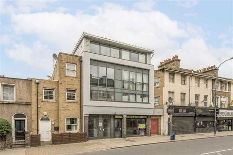 2 bedroom flat for sale, Lee High Road, London SE13