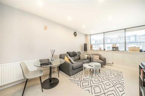 2 bedroom flat for sale, Lee High Road, London SE13