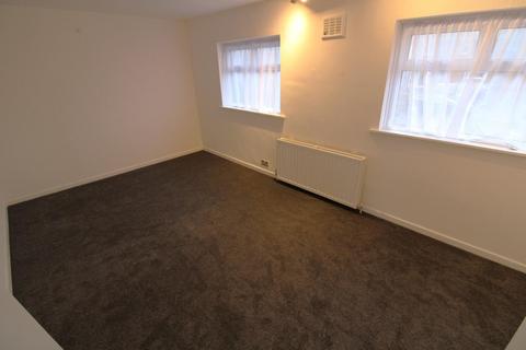 2 bedroom end of terrace house to rent, Henderson Drive, Dartford