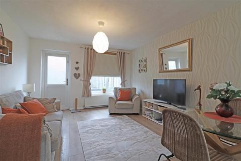 2 bedroom terraced house for sale, Spencer Way, Redhill