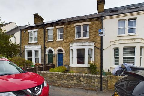 2 bedroom terraced house for sale, Richmond Road, Cambridge