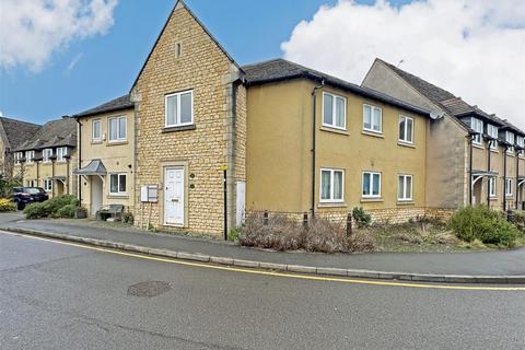 2 bedroom flat for sale, Gresley Drive, Stamford