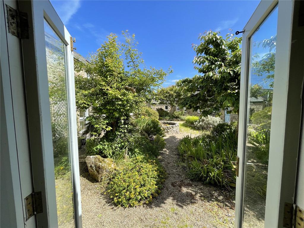 Central Gardens
