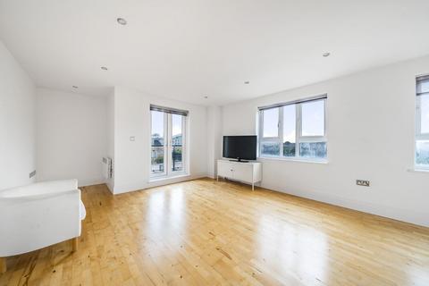 2 bedroom flat for sale, Seven Kings Way, Kingston upon Thames