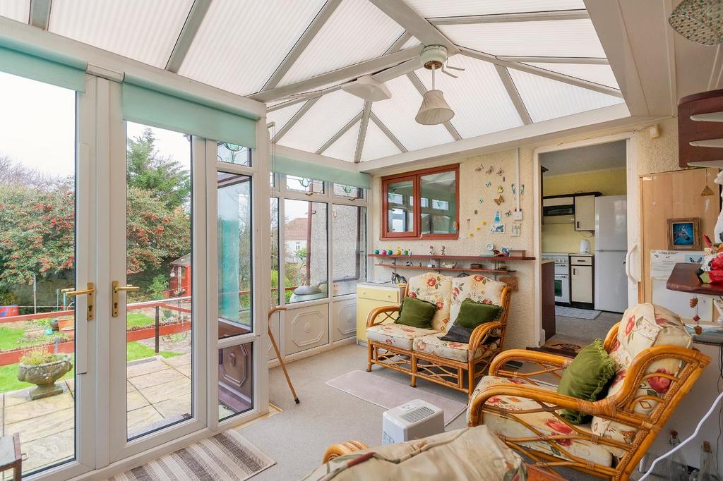 0 C5 RWH - Conservatory A.jpg