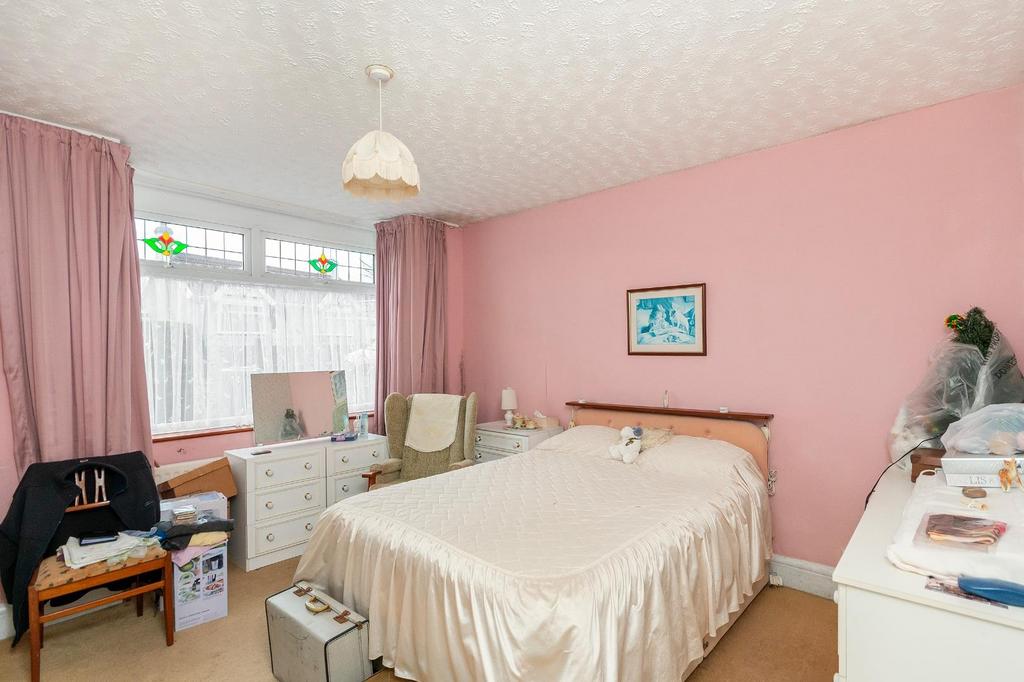 0 C5 RWH - Bedroom E.jpg