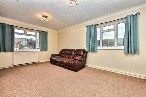 2 bedroom flat for sale, Moat Croft Road, Eastbourne