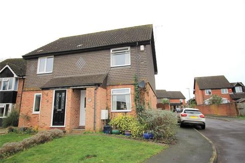 2 bedroom semi-detached house to rent, Merlin Close, Hampshire SO32