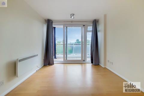 2 bedroom apartment to rent, Fairview Court, Linksway, London, NW4
