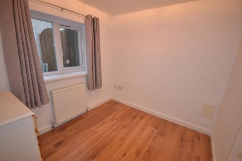 2 bedroom apartment to rent, Edward Street, Stone