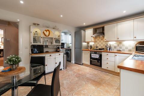 4 bedroom detached house for sale, Barons Close, Kirby Muxloe, LE9