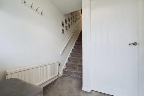 5 Condor Walk, Hornchurch, RM12 5QD