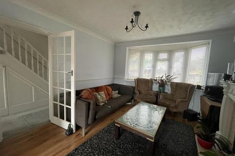 3 bedroom semi-detached house to rent, Dale Crescent, Brighton BN1