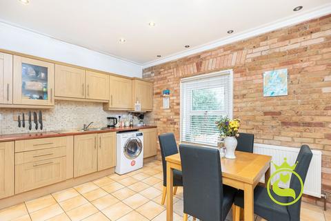 2 bedroom maisonette for sale, Bournemouth Road, Poole BH14