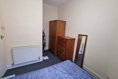 1 bedroom flat to rent, Wardlaw Place, Gorgie, Edinburgh, EH11