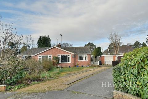 2 bedroom semi-detached bungalow for sale, Oakhurst Close, West Moors, Ferndown, BH22