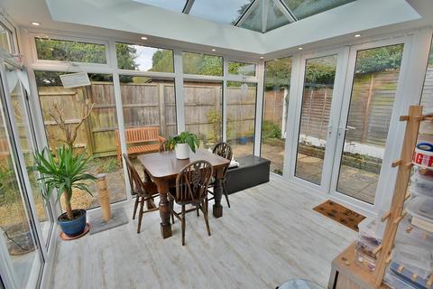 2 bedroom semi-detached bungalow for sale, Oakhurst Close, West Moors, Ferndown, BH22