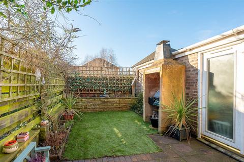 2 bedroom semi-detached house for sale, Waveney Grove, Clifton, York YO30 6EQ