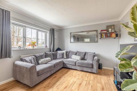 2 bedroom maisonette for sale, The Limes, Oakley Green, Windsor