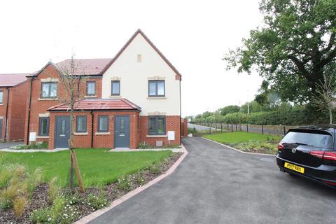 3 bedroom semi-detached house to rent, Duke Of York Avenue, Bishops Tachbrook, Leamington Spa