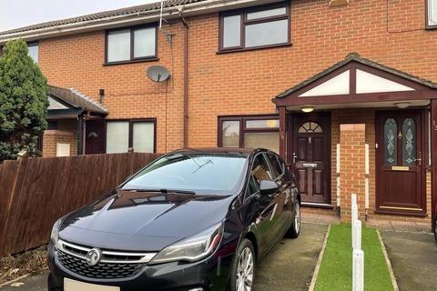 2 bedroom terraced house to rent, Grange Road Gillingham ME7