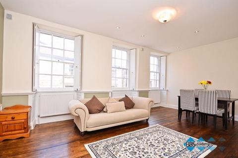 3 bedroom flat to rent, Castle Hill, LANCASTER LA1