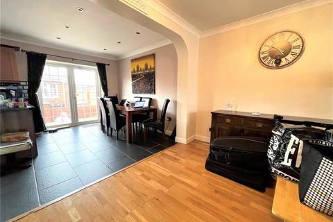 3 bedroom terraced house for sale, Bourne Avenue, Hayes, Greater London, UB3