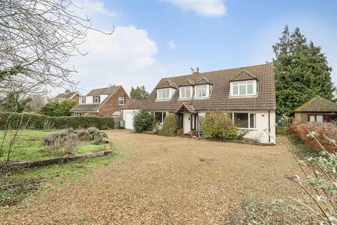 4 bedroom detached house for sale, Station Road, Newmarket CB8