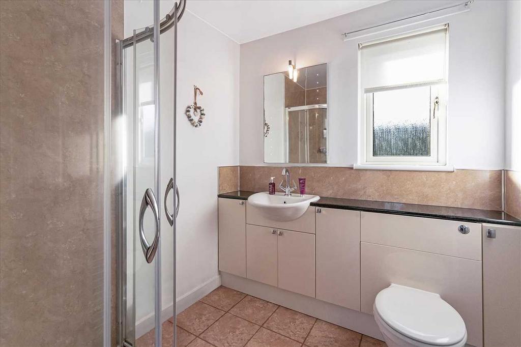 En-Suite (1)